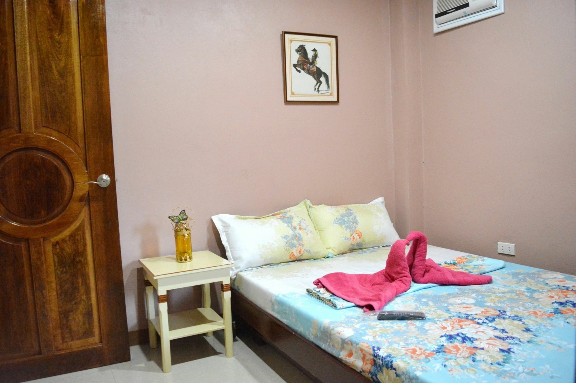 Oyo 712 Island Hop Nido Hostel Эль-Нидо Экстерьер фото
